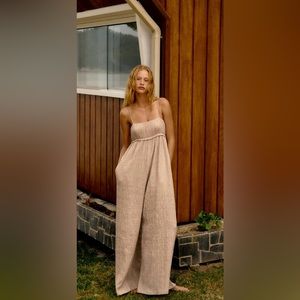 Zara structured long jumpsuit. Size XS